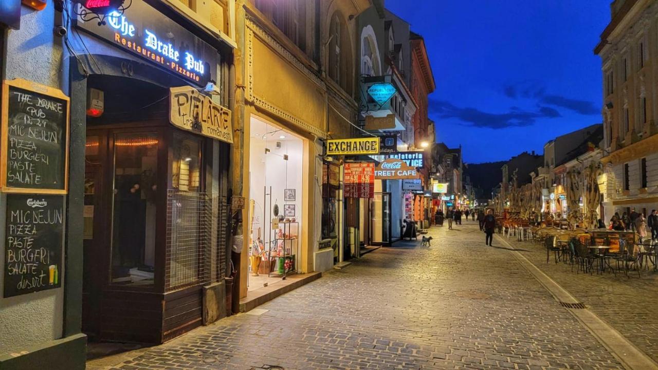 Appartamento Cozy Republicii Braşov Esterno foto